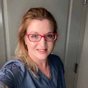 Meet your Posher, Deborah